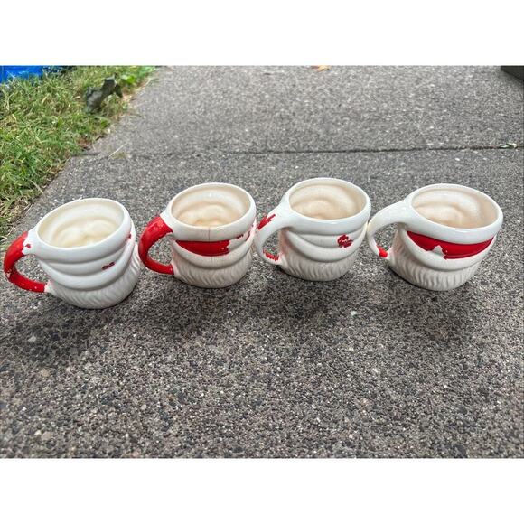 RARE WINKING JAPAN VINTAGE CERAMIC MUGS 1960s Santa Land Japan FOUR Santa - Picture 6 of 8